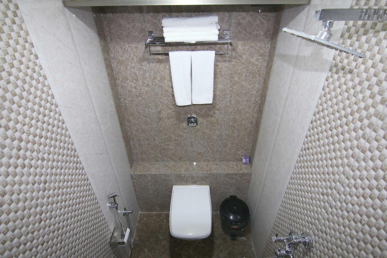 Hotel Railway Inn Thane Extérieur photo